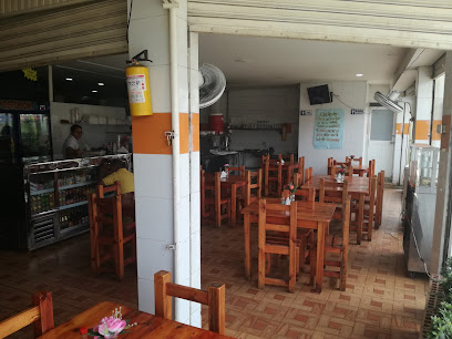 Restaurante Y Asados El Paisa - Cra. 66 #6a81, Buenaventura, Valle del Cauca, Colombia