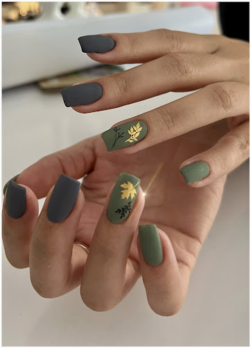 InStyle Nails - Glarus Nord