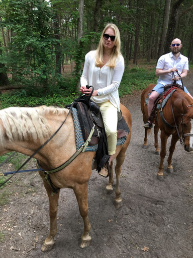 Tourist Attraction «C and L Stables», reviews and photos, 1095 Ives Rd, East Greenwich, RI 02818, USA