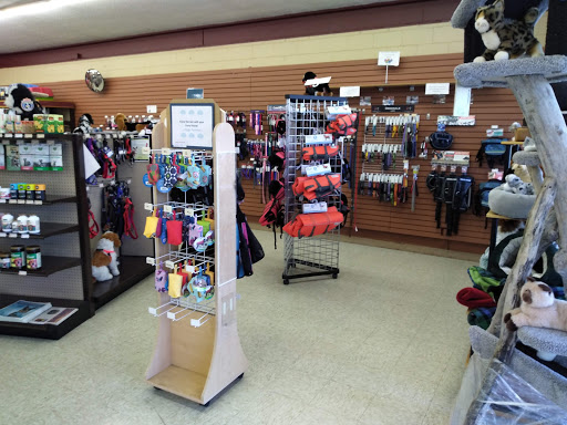 Pet Supply Store «Fluffy & Floyd Pet Supply», reviews and photos, 5211 Capitol Blvd SE, Tumwater, WA 98501, USA