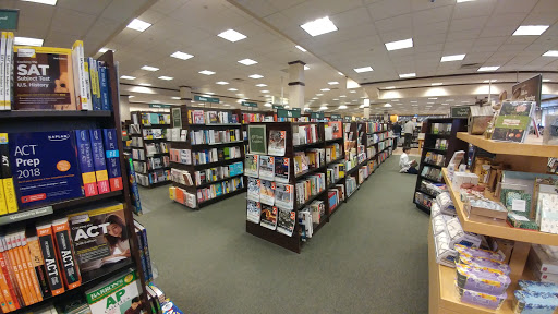 Book Store «Barnes & Noble», reviews and photos, 2614 Central Park Ave, Yonkers, NY 10710, USA