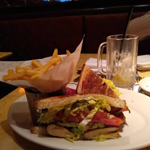 Restaurant «The Cheesecake Factory», reviews and photos, 781 Brandon Town Center Dr, Brandon, FL 33511, USA