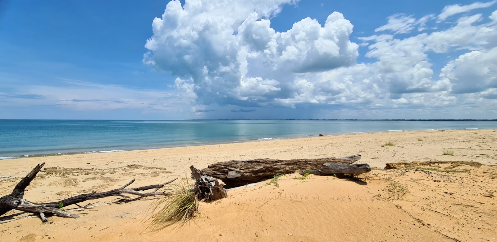 Fotografija Cullen Point z svetel pesek površino