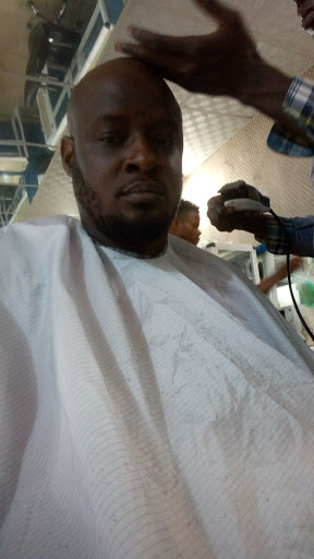 HI-CUT BARBER SHOP, 1 Olugbede Street, Egbeda, Idimu Road, Lagos, Nigeria, 1 Olugbede St, 100276, Lagos, Nigeria, Nail Salon, state Lagos