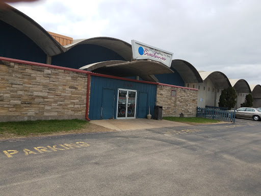 Bowling Alley «Creslanes Bowling», reviews and photos, 255 S Main St, Dubuque, IA 52003, USA