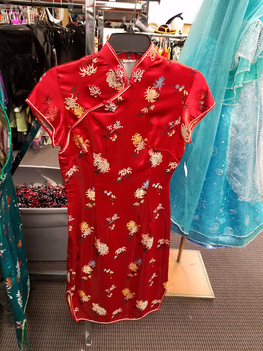 Thrift Store «Goodwill - Rialto», reviews and photos, 231 E Baseline Rd, Rialto, CA 92376, USA