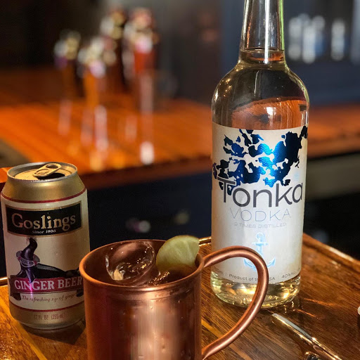 Liquor Store «Hudson Liquor», reviews and photos, 131 Carmichael Rd #102, Hudson, WI 54016, USA