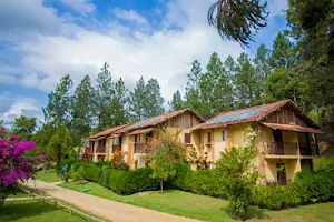 Hotel Fazenda Gamela Eco Resort image