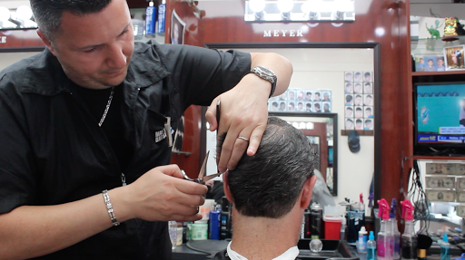 Barber Shop «Larchmont Barber Shop», reviews and photos, 1934 Palmer Ave, Larchmont, NY 10538, USA