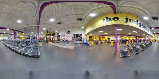 Gym «Planet Fitness», reviews and photos, 2560 N Harlem Ave, Elmwood Park, IL 60707, USA
