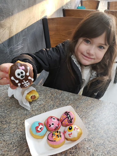 Donut Shop «Donut Plaza Plus», reviews and photos, 2113 Harwood Rd, Bedford, TX 76021, USA