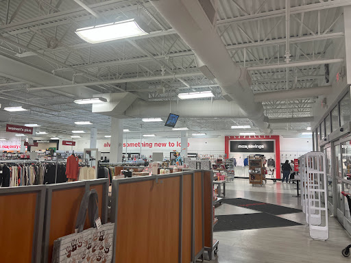 Shopping Mall «Blue Ridge Mall», reviews and photos, 1800 Four Seasons Blvd # 5, Hendersonville, NC 28792, USA