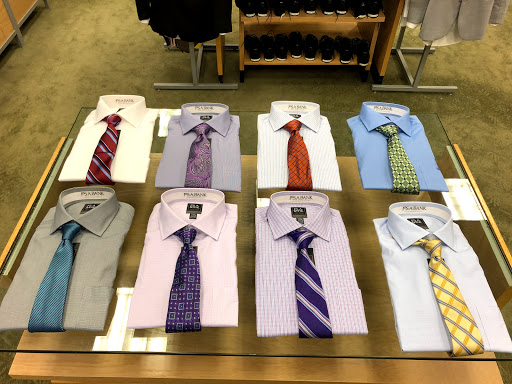 Shopping Mall «Woodbury Lakes», reviews and photos, 9020 Hudson Rd # 401, St Paul, MN 55125, USA