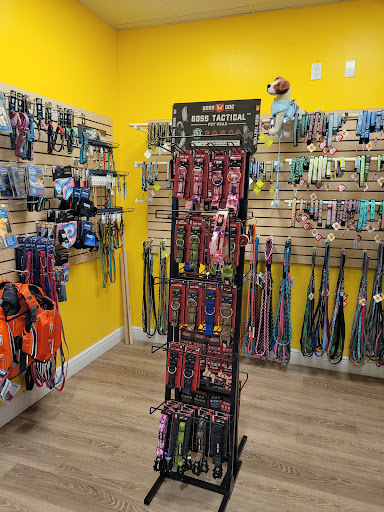 Pet Store «Bark Life Market», reviews and photos, 11220 Park Blvd N, Seminole, FL 33772, USA