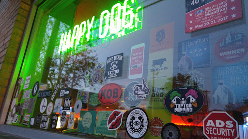 Bar «Happy Dog», reviews and photos, 5801 Detroit Ave, Cleveland, OH 44102, USA