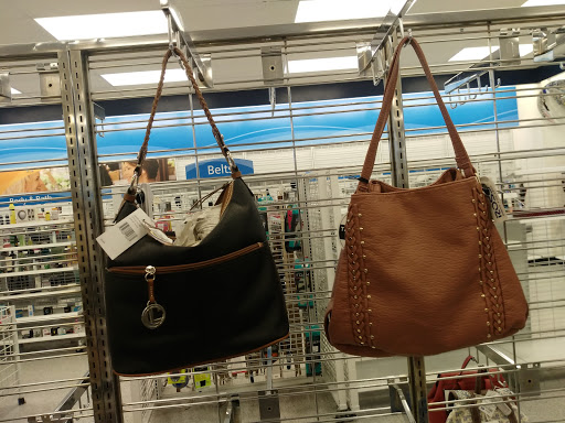 Clothing Store «Ross Dress for Less», reviews and photos, 909 N Landing Way, Renton, WA 98057, USA