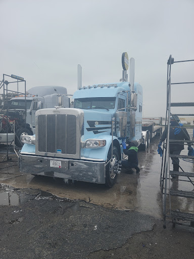 Figueroa Truck Wash en Rialto