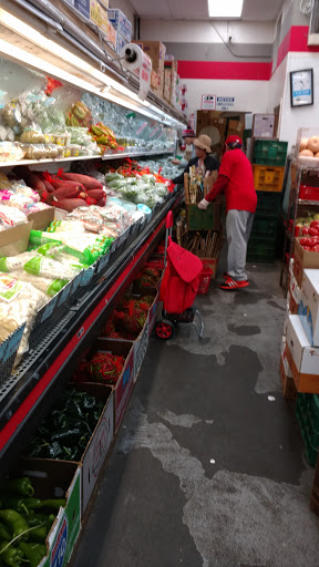 Asian Grocery Store «Richmond New May Wah Supermarket», reviews and photos, 707 Clement St, San Francisco, CA 94118, USA