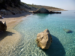 Φωτογραφία του Tigani Beach II άγρια περιοχή