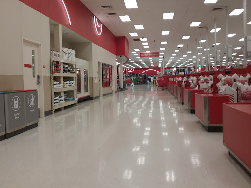 Department Store «Target», reviews and photos, 1001 S Sutton Rd, Streamwood, IL 60107, USA