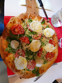 Pizza du Restaurant italien Mediterraneo à Saint-Denis - n°18