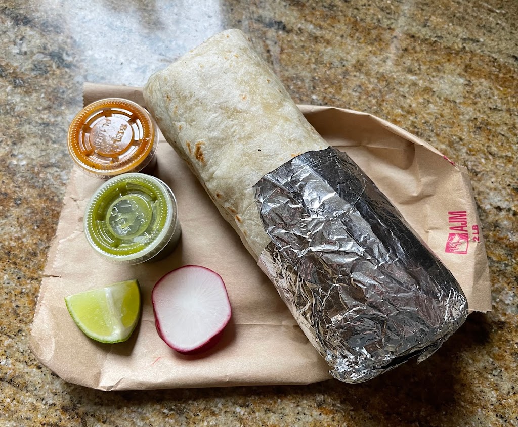 Taqueria El Bola 98606