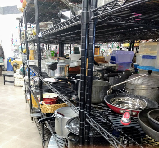 Thrift Store «Hayden & Raintree Goodwill Retail & Donation Center», reviews and photos, 8053 E Raintree Dr, Scottsdale, AZ 85260, USA