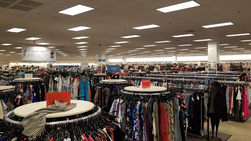 Department Store «Nordstrom Rack Liberty Tree Mall», reviews and photos, 50 Independence Way, Danvers, MA 01923, USA