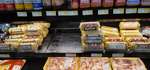 Grocery Store «Sav-Mor Foods», reviews and photos, 570 Solano St, Corning, CA 96021, USA