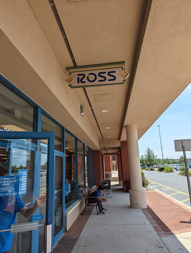 Clothing Store «Ross Dress for Less», reviews and photos, 200 Hamilton Commons, Mays Landing, NJ 08330, USA