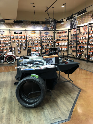 Harley-Davidson Dealer «Bergen County Harley-Davidson (Service Opens 9am)», reviews and photos, 124 Essex St, Rochelle Park, NJ 07662, USA