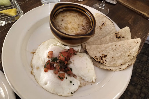 Fine Dining Restaurant «Sonoma Wine Shop / La Bodega Kitchen», reviews and photos, 2295 Gravenstein Hwy S, Sebastopol, CA 95472, USA