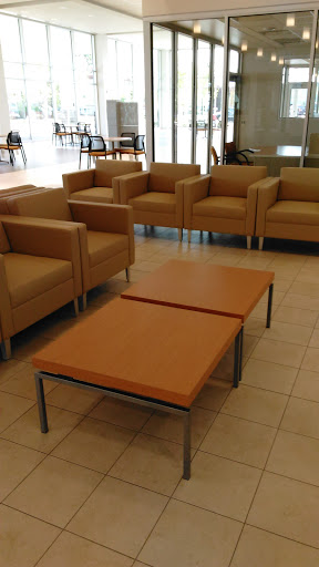 Toyota Dealer «Toyota of Corvallis», reviews and photos, 800 NW 5th St, Corvallis, OR 97330, USA