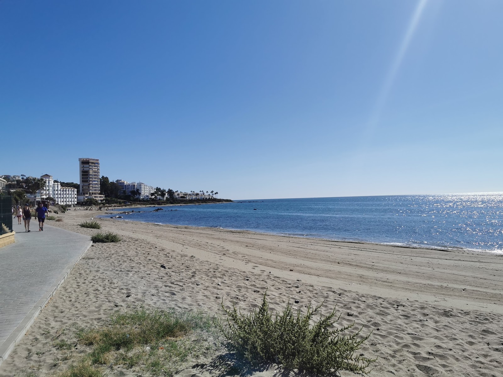 Φωτογραφία του Playa Riviera με μακρύς κόλπος