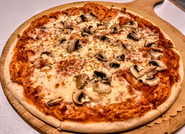 Reviews of We Love Italy Pasta & Pizza Cardiff in Cardiff - Pizza
