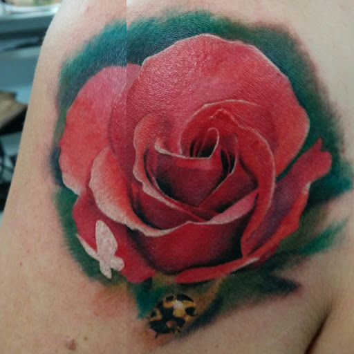 Tattoo Shop «Cali Soul Tattoo», reviews and photos, 4751 N Blackstone Ave, Fresno, CA 93726, USA