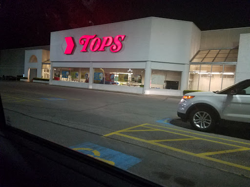Supermarket «TOPS Friendly Markets», reviews and photos, 1702 E 38th St, Erie, PA 16510, USA