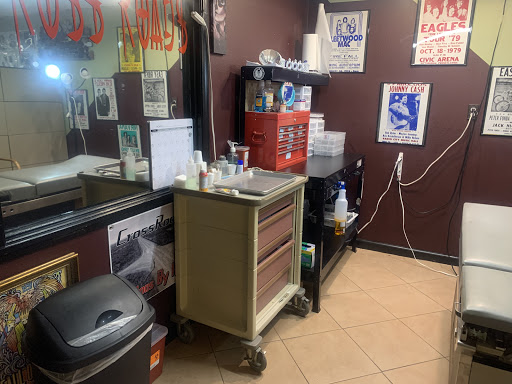 Tattoo Shop «Cross Roads Tattoo and Piercing», reviews and photos, 2070 Texas Ave, Bridge City, TX 77611, USA