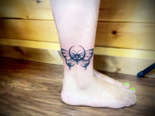 Find female rib tattoo ideas for your next unique tattoo in Tannersville at Sacred Ink Studio