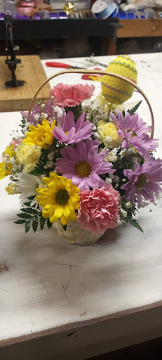 Florist «Thrifty Florist», reviews and photos, 211 S Telegraph Rd, Pontiac, MI 48341, USA