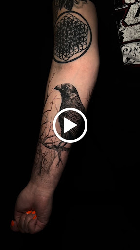 Explore minimalist tattoo ideas with meaning, creative tattoo ideas in Chicago, available at Master Craft Tattoo Co.