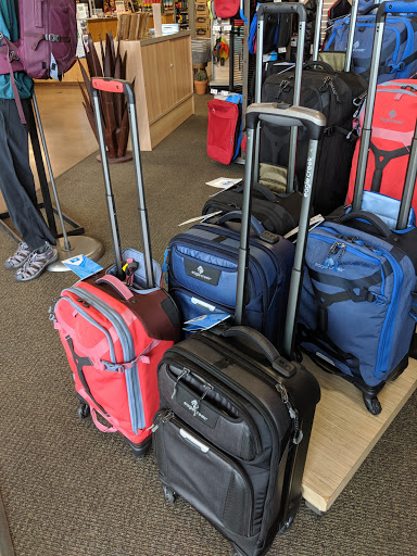 Outdoor Sports Store «Summit Hut», reviews and photos, 7745 N Oracle Rd, Oro Valley, AZ 85704, USA