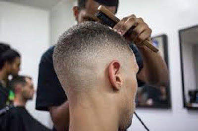 Salon de coiffure Afro Europeen ,femmes et hommes à domicile , lissage brésilien,barber-shop à Combs-la-Ville
