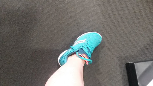 Shoe Store «DSW Designer Shoe Warehouse», reviews and photos, 427 Crossroads Blvd, Cary, NC 27518, USA