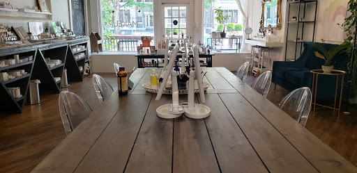 Cosmetics Store «Fig & Flower Natural Beauty», reviews and photos, 636 North Highland Avenue Northeast, Atlanta, GA 30306, USA