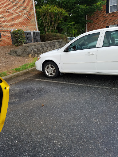 Movie Theater «Studio Movie Grill», reviews and photos, 2880 Holcomb Bridge Rd, Alpharetta, GA 30022, USA