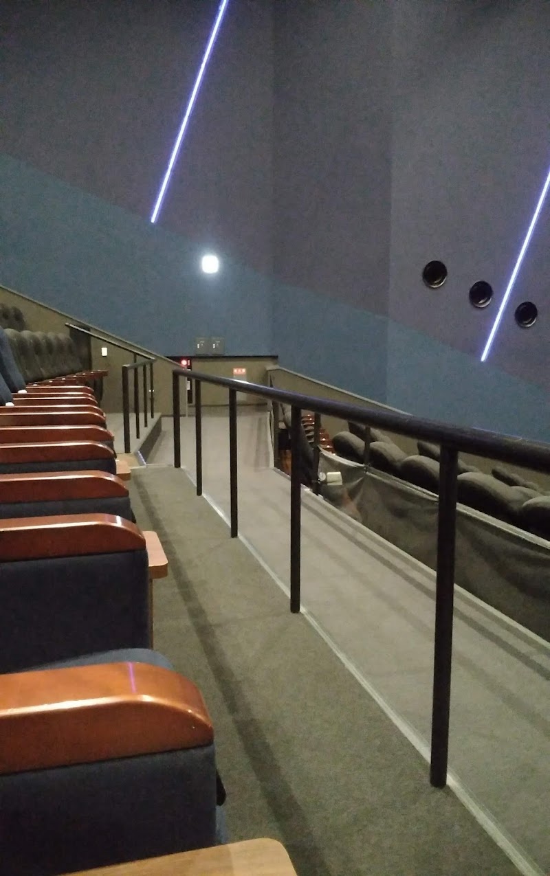 成田humaxシネマズ 千葉県成田市ウイング土屋 映画館 映画館 グルコミ