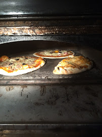 Plats et boissons du Pizzas à emporter Pizza De La Strada à Chasse-sur-Rhône - n°4