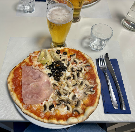 Ristorante Bar Pizzeria Oasi al Lago in Santa Maria a Monte, Provincia di Pisa