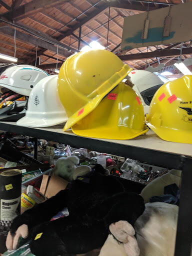 Thrift Store «Community Thrift», reviews and photos, 623 Valencia St, San Francisco, CA 94110, USA